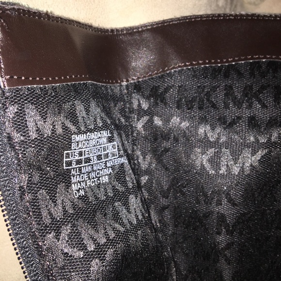 Michael Kors Boots (Youth Size 5 ) NWOB - Picture 6 of 8